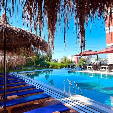 Kryemëdhej Olivia'S Hill Resort מראה חיצוני תמונה