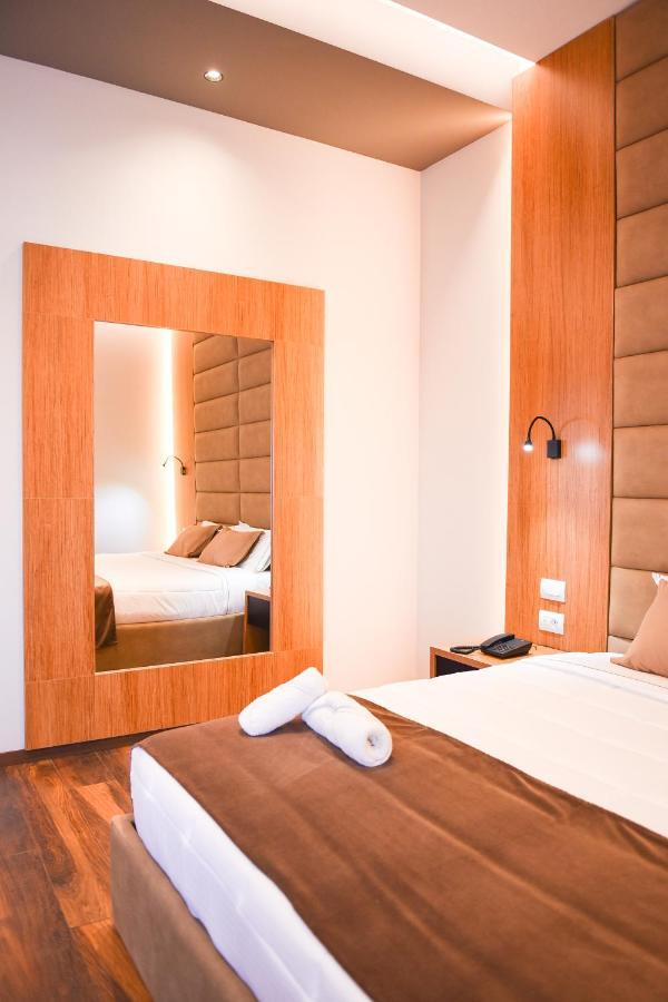 Kryemëdhej Olivia'S Hill Resort מראה חיצוני תמונה