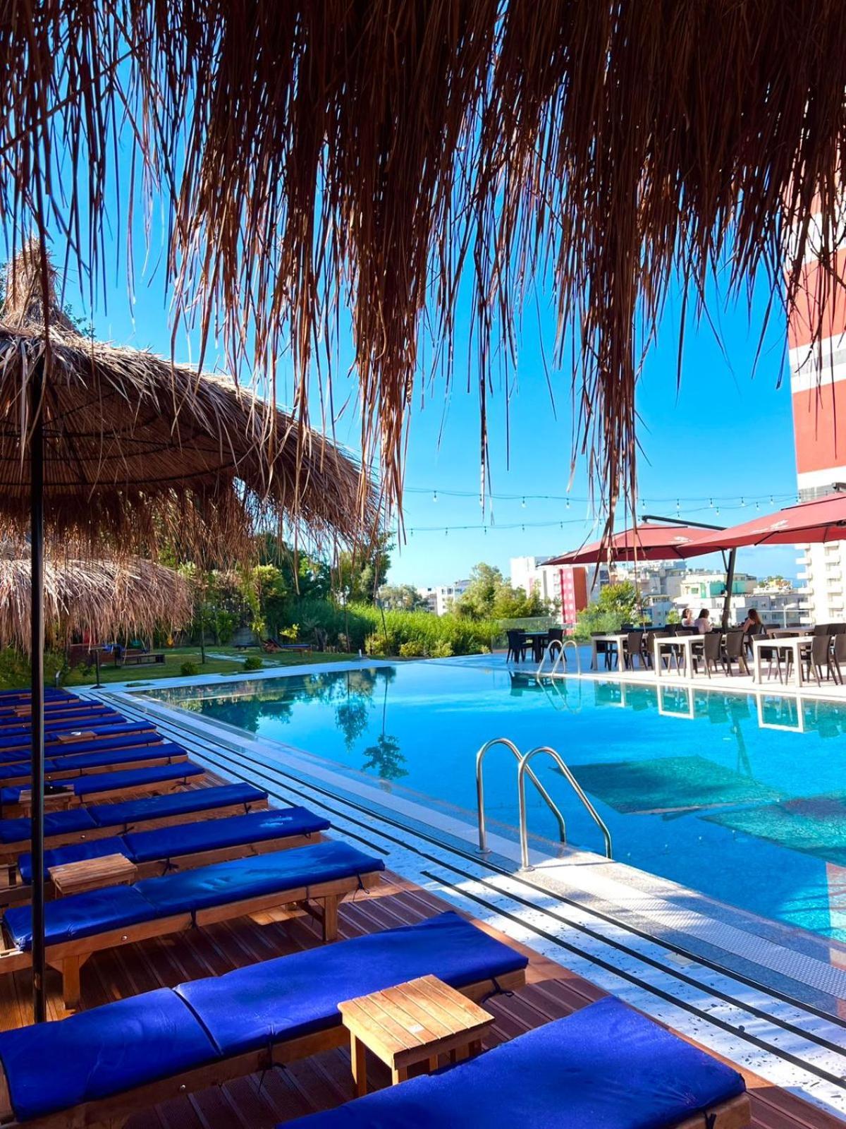 Kryemëdhej Olivia'S Hill Resort מראה חיצוני תמונה