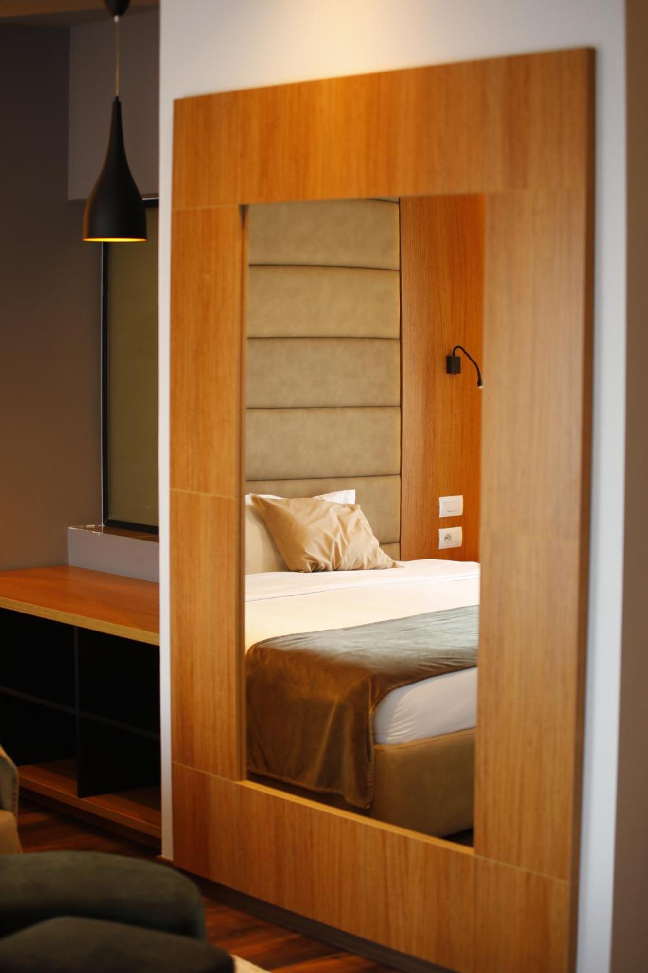 Kryemëdhej Olivia'S Hill Resort מראה חיצוני תמונה
